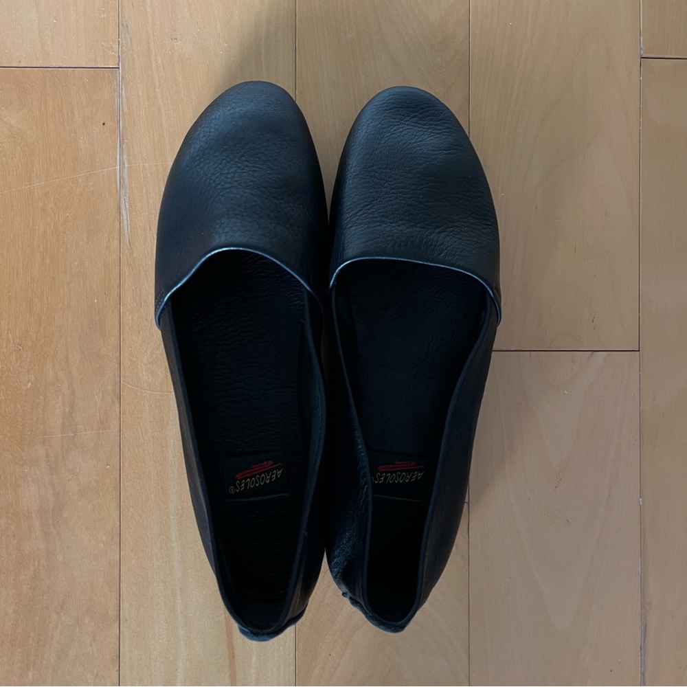 Vintage New Aerosoles Black Leather Loafer Ballet Flats Slip Ons size 9
